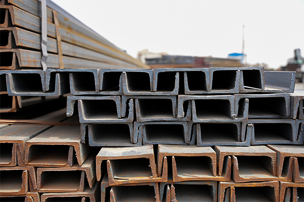 ناودانی آهنی و ناودانی گالوانیزه